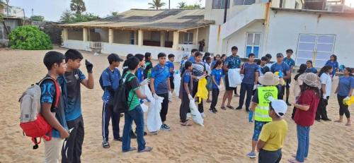 Rotary Club Colombo - Beach Clean up 2024