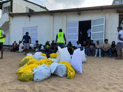 Rotary Club Colombo - Beach Clean up 2024